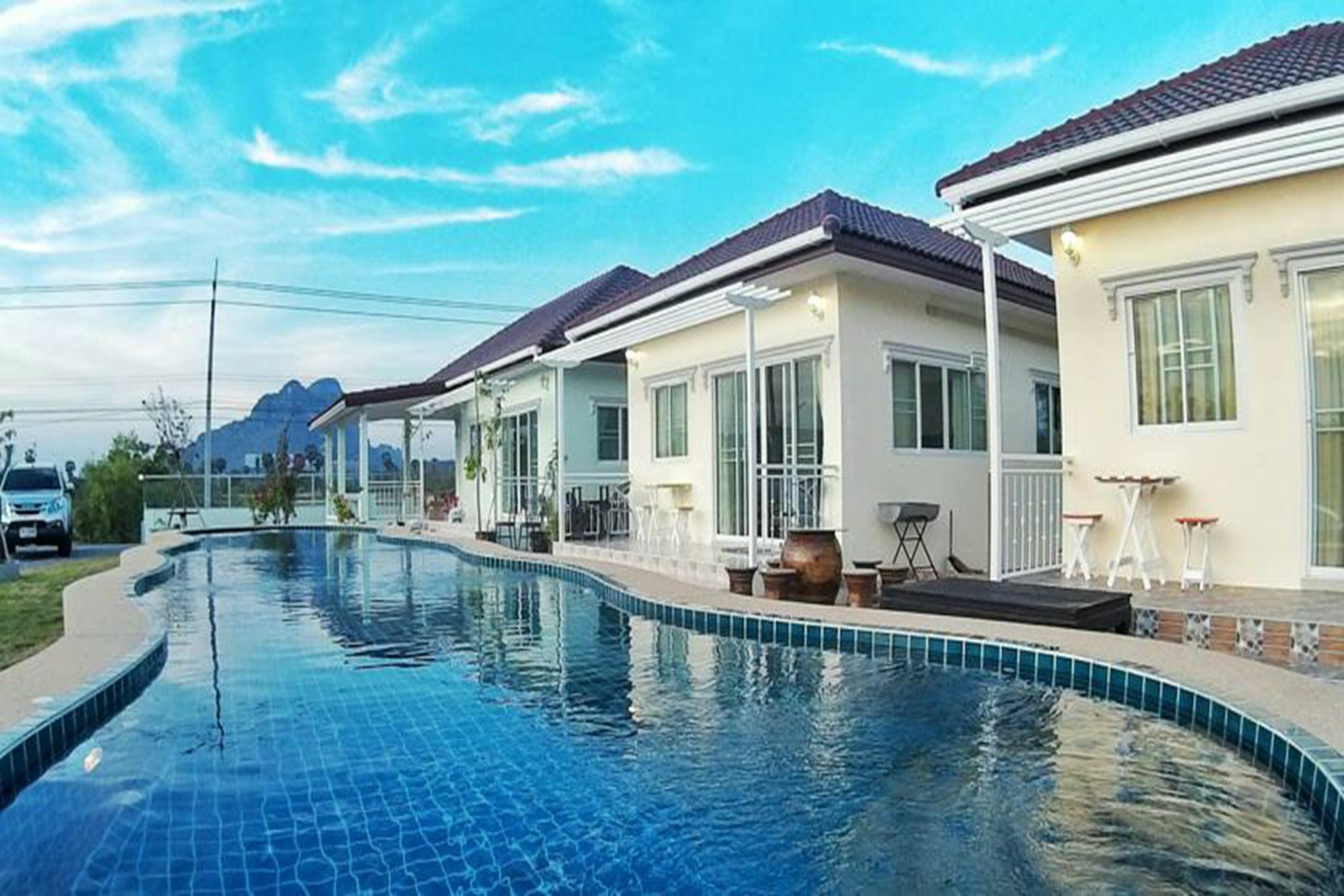 Sky And Water Resort Cha-am Exterior foto