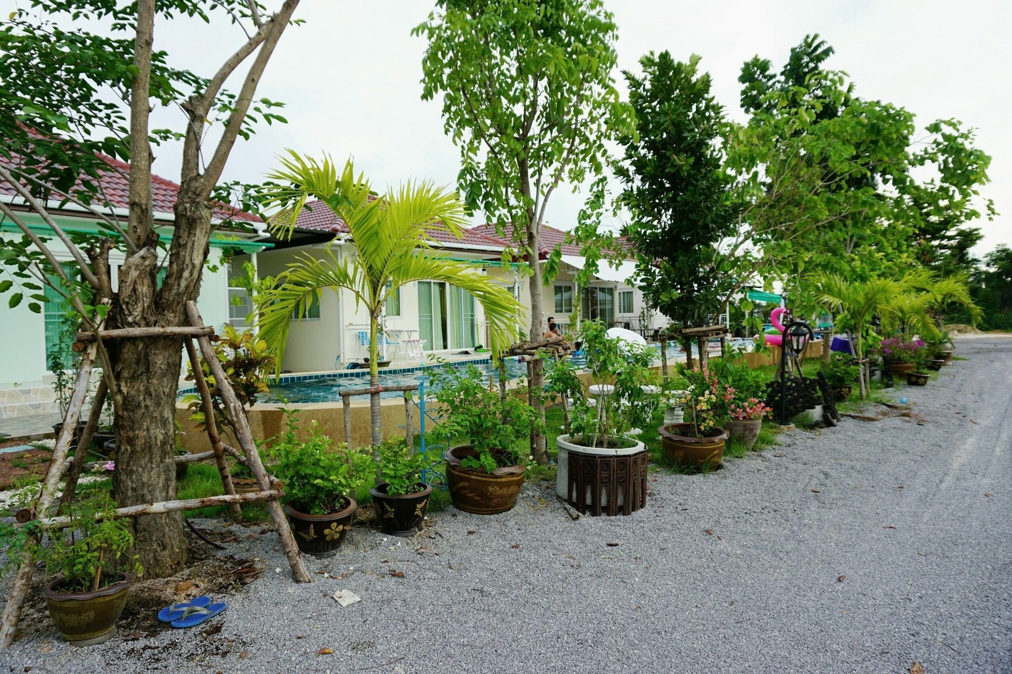 Sky And Water Resort Cha-am Exterior foto